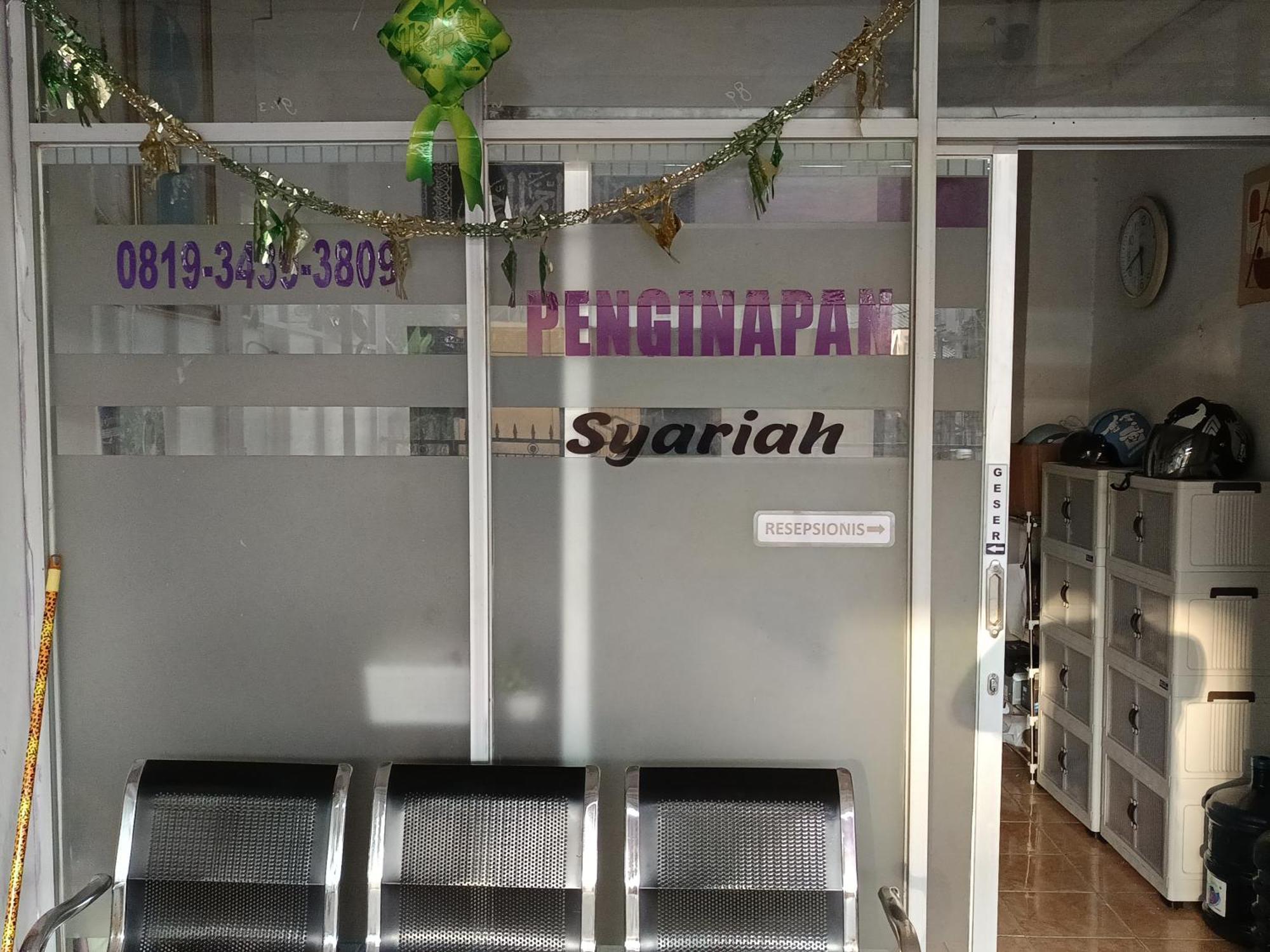 Penginapan Violet Doorz Syariah Banjarbaru ภายนอก รูปภาพ